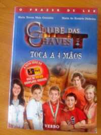Livro "Clube das chaves - Toca a 4 chaves"