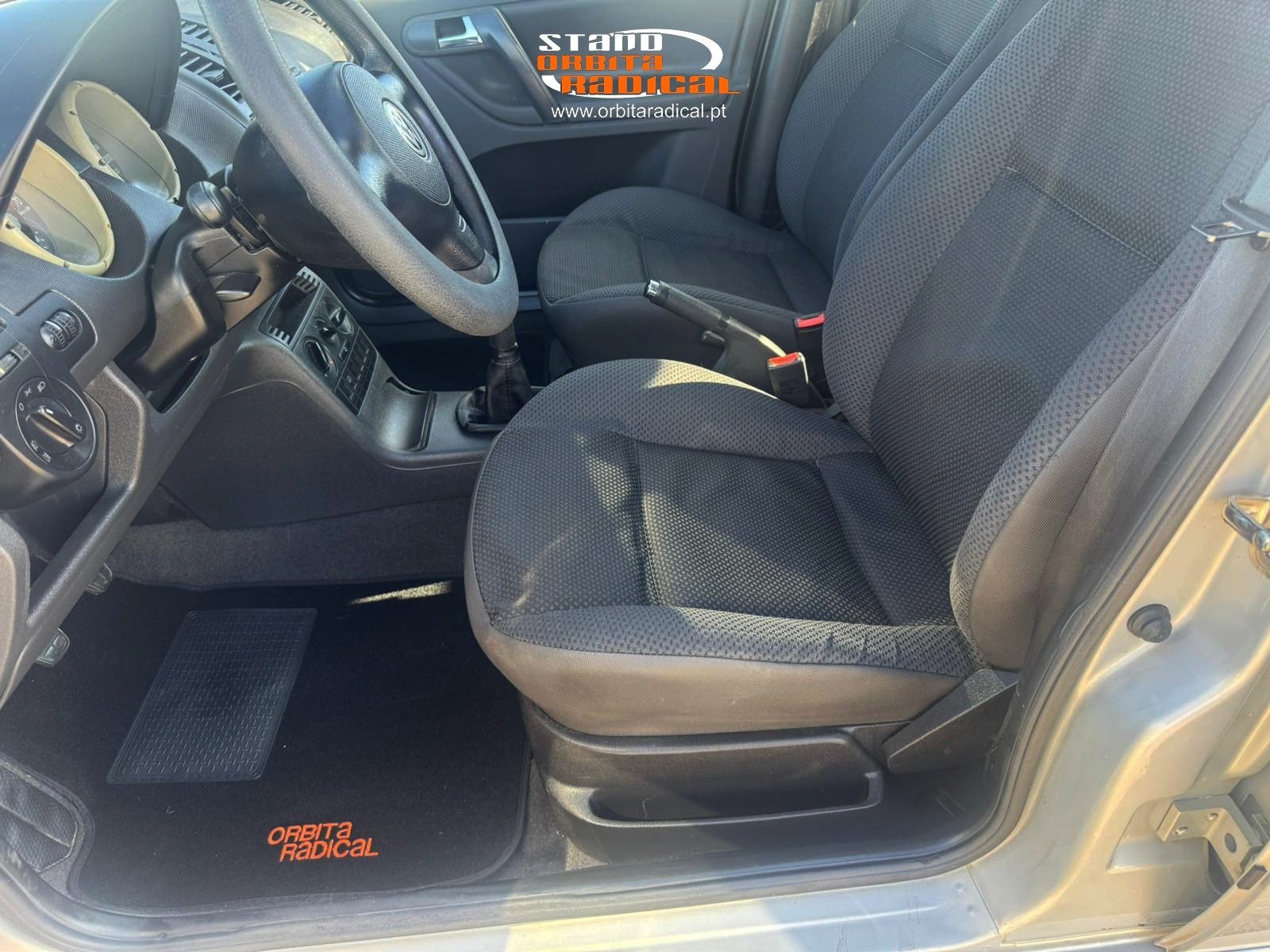 Volkswagen Polo 1.0 Confortline