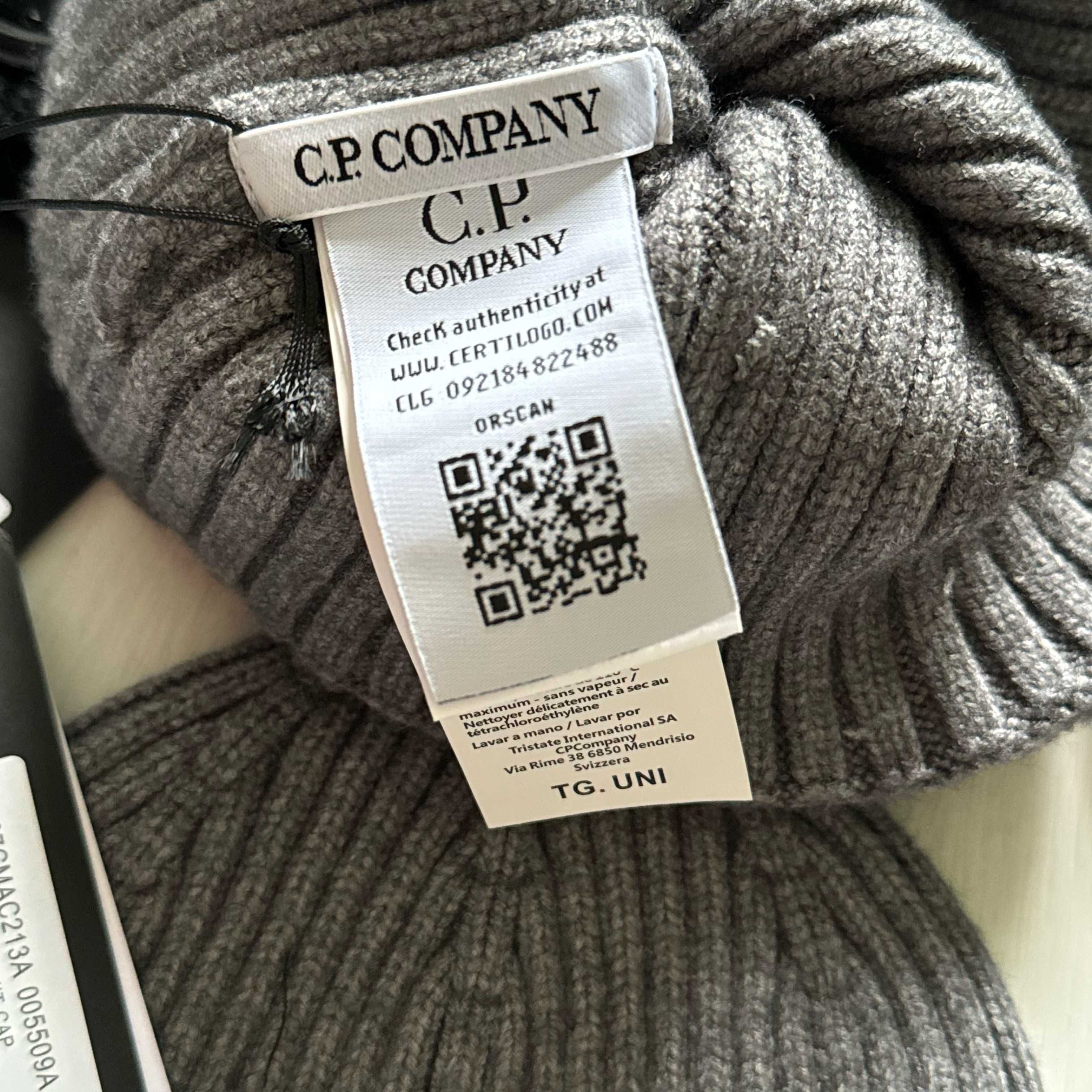 Шапка C.P. Сompany, One size, Унісекс, у 2 кольорах(Чорний, Сірий).