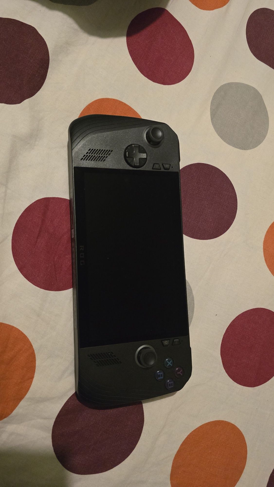 Asus Rog Ally X na caixa com um mês de uso