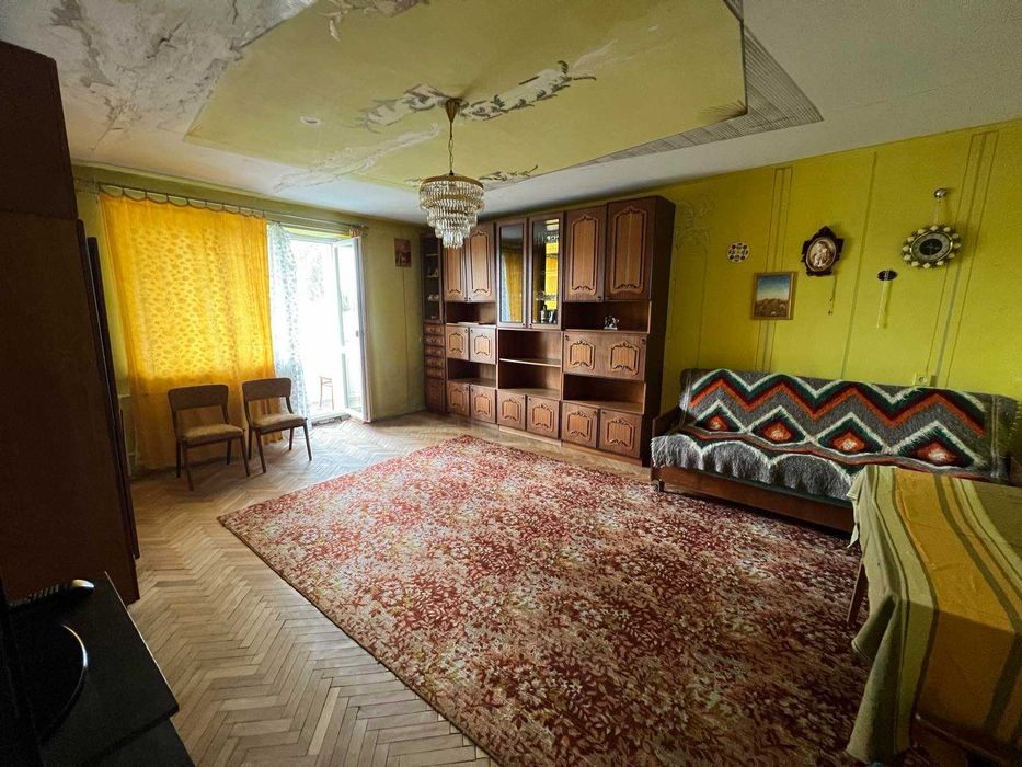 Продаж/1 квартира/Потребує ремонту/Тернопільська 2А/Хрущівка/Львів
