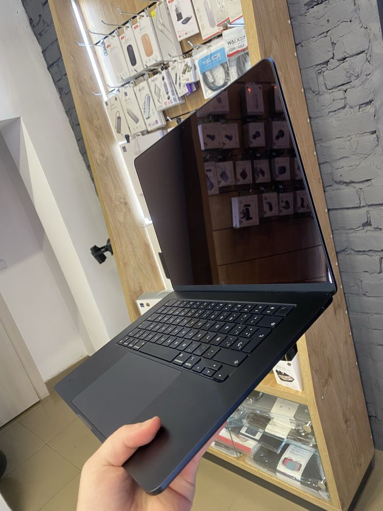 Ноутбук MacBook Air 15" M2 8/256GB/8CPU/10GPU Midnight (MQKW3) 2023