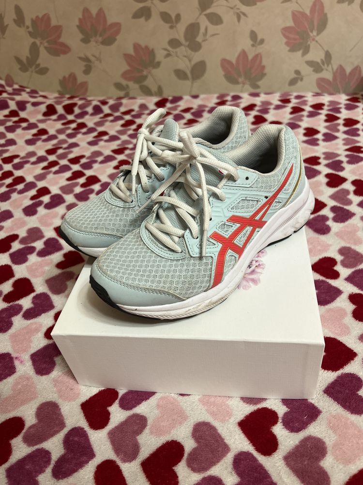 Кросівки ASICS