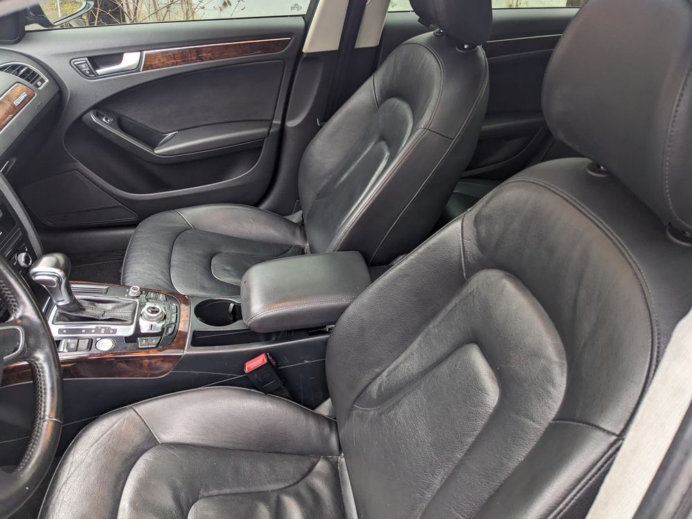 Салон крісла диван сидіння декор пластик audi ауді a4 b8 rs4 s4 s-line