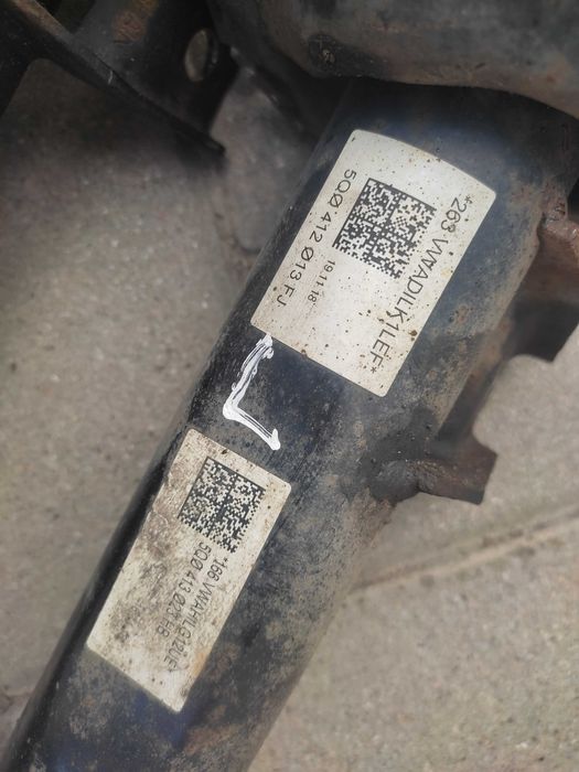 Стійки амортизатори опора підшипник  Skoda octavia а7