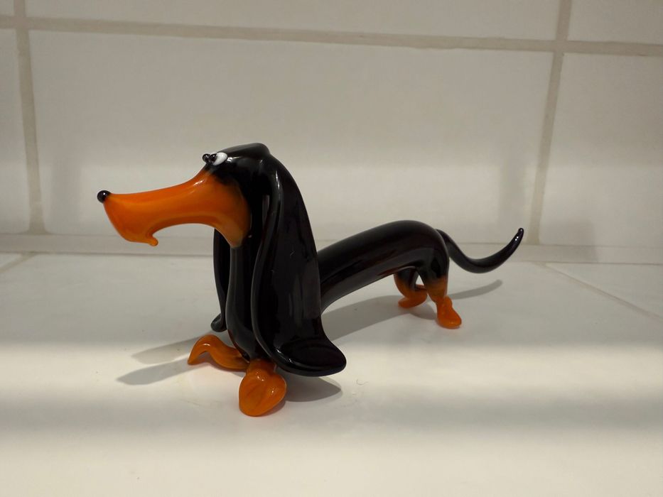 Jamnik figurka ze szkła