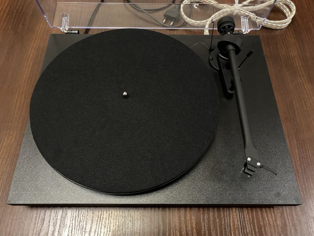 Gramofon Argon-Audio TT2 + wkladka Audio-Technika VM 520 MN