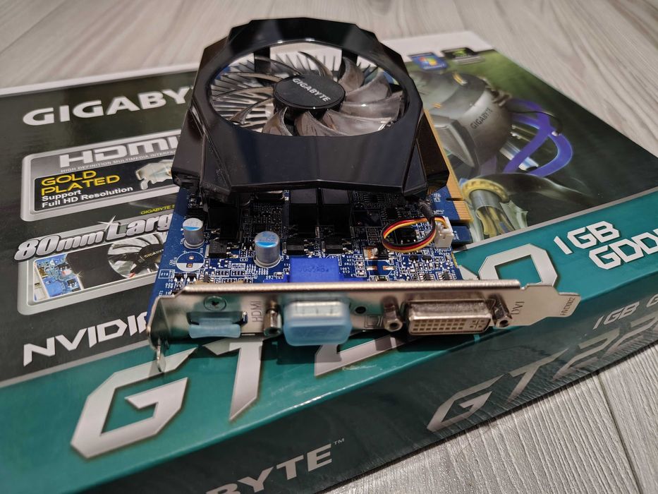 Karta Graficzna Gigabyte Nvidia  GeForce GT220 1GB DDR2 GV-N220D2-1GE