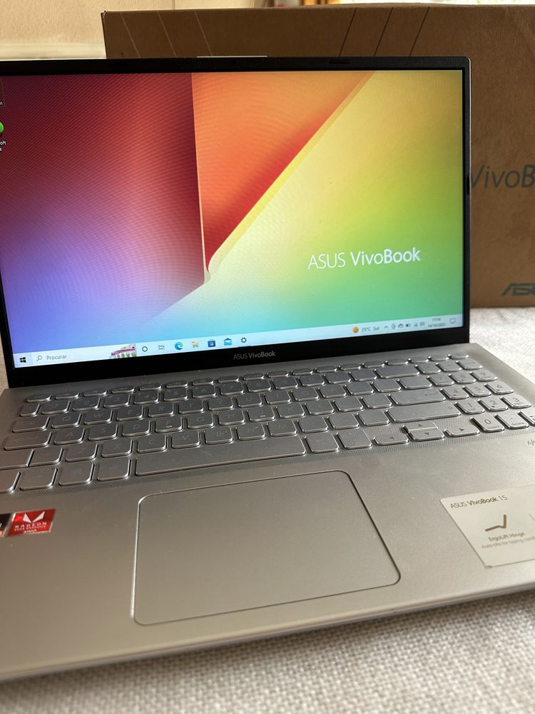 Laptop- Asus VivoBook 15