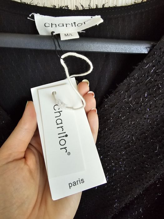 Czarna wieczorowa sylwestrowa sukienka Charlior  M/L Opis