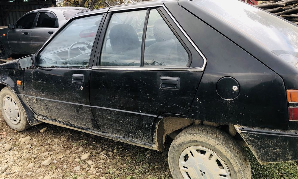 Обміняю два авто  ваз 2107-Мітсубісі