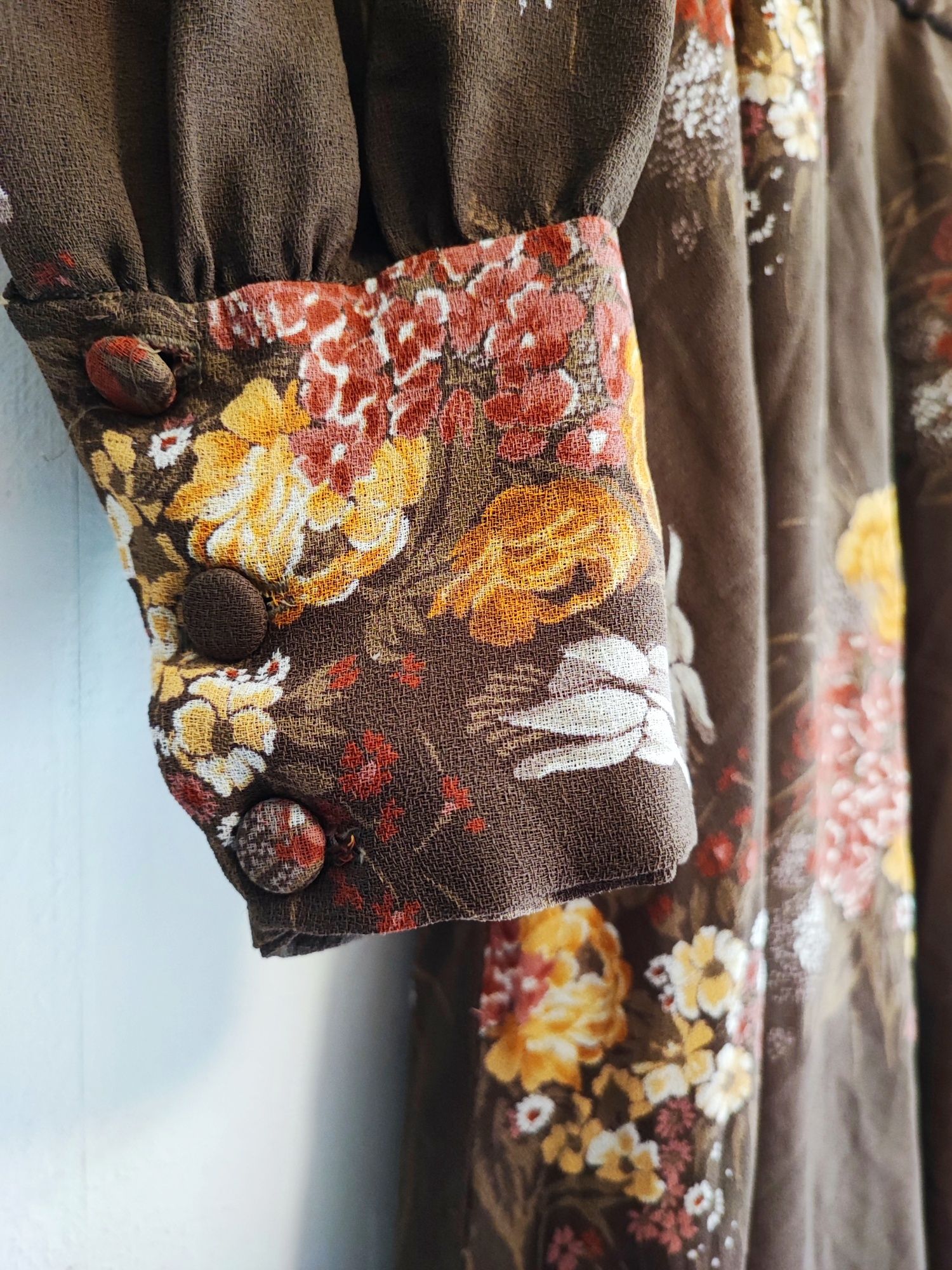 Koszulowa sukienka Vintage MIDI w kwiaty stylowa