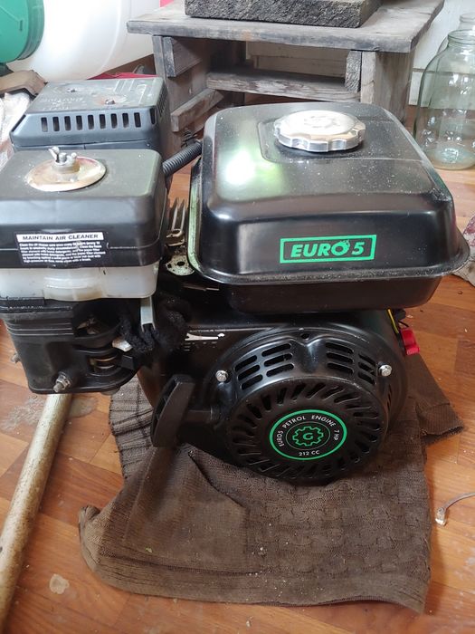 Двигатель Grunwelt GW170F-S .Вал 20мм пшонка.