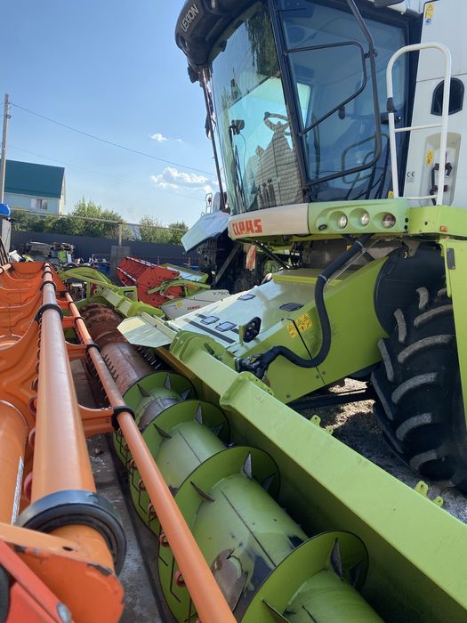 Claas Lexion 670  2012 року  жатка 7.5 Vario