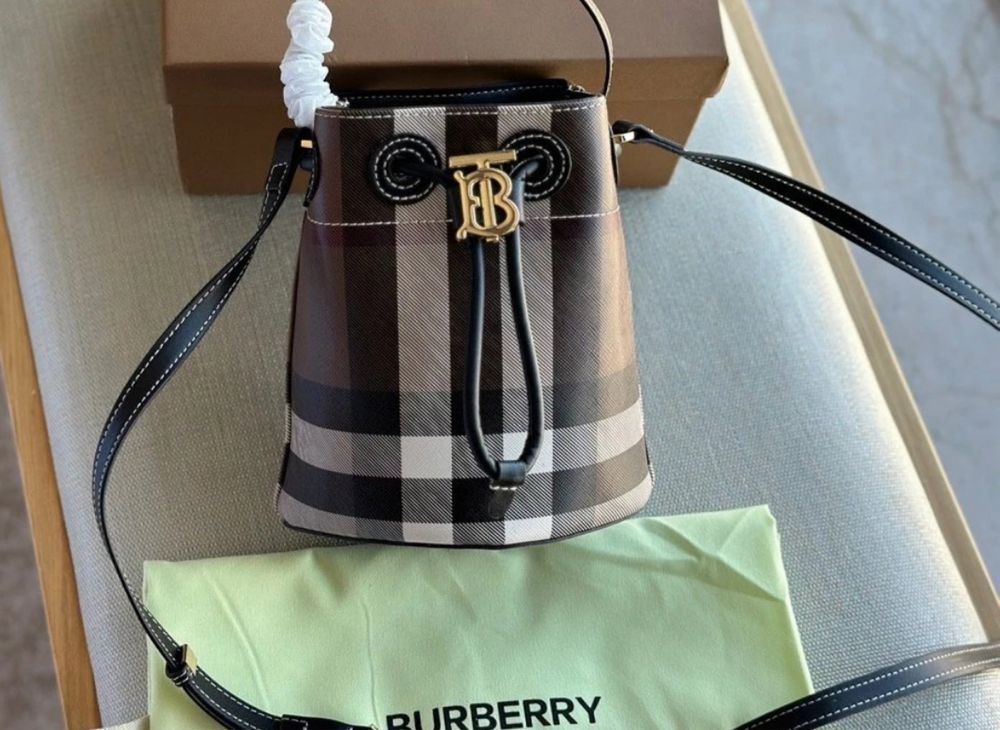 Torebka BURBERRY basket tb