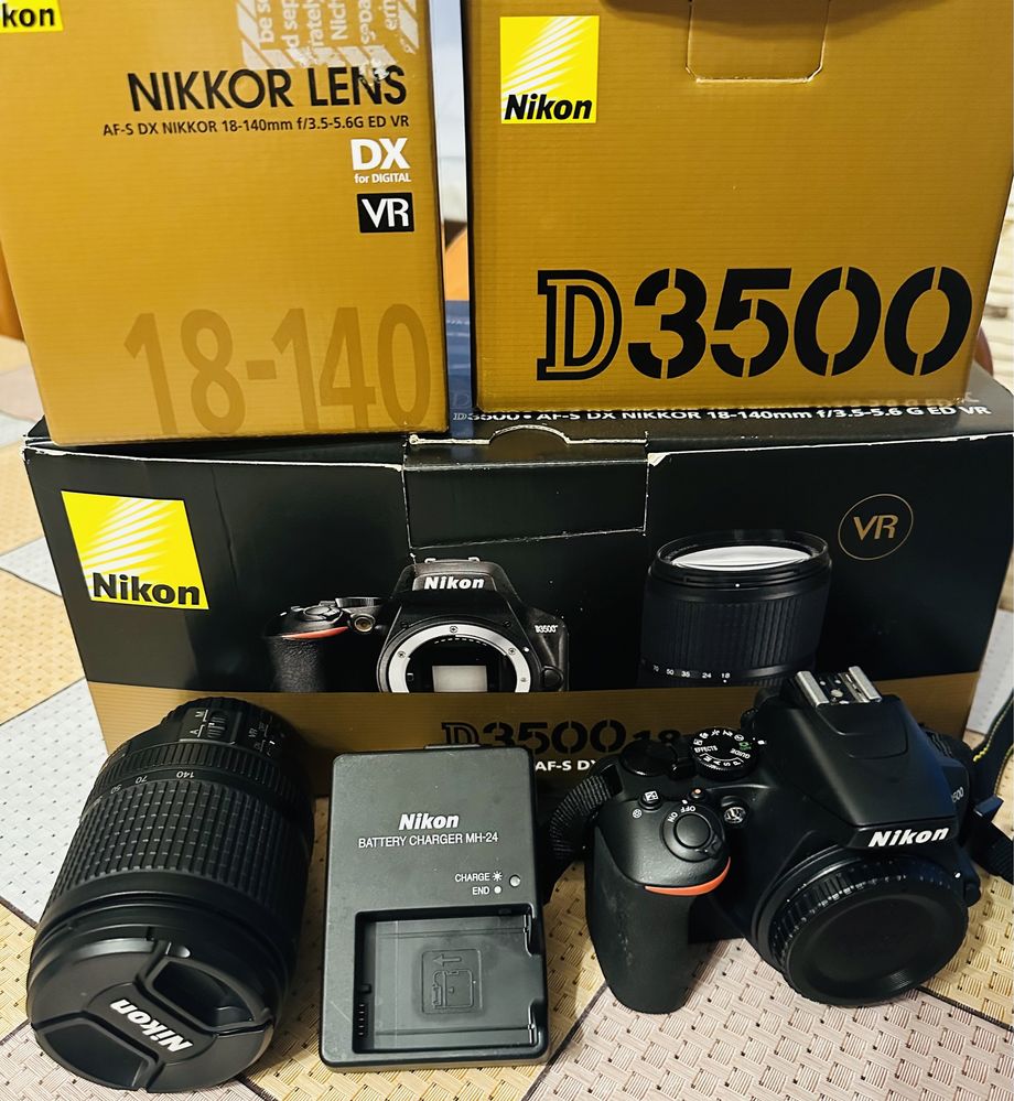Nikon D3500 + obiektyw Nikkor 18-140mm