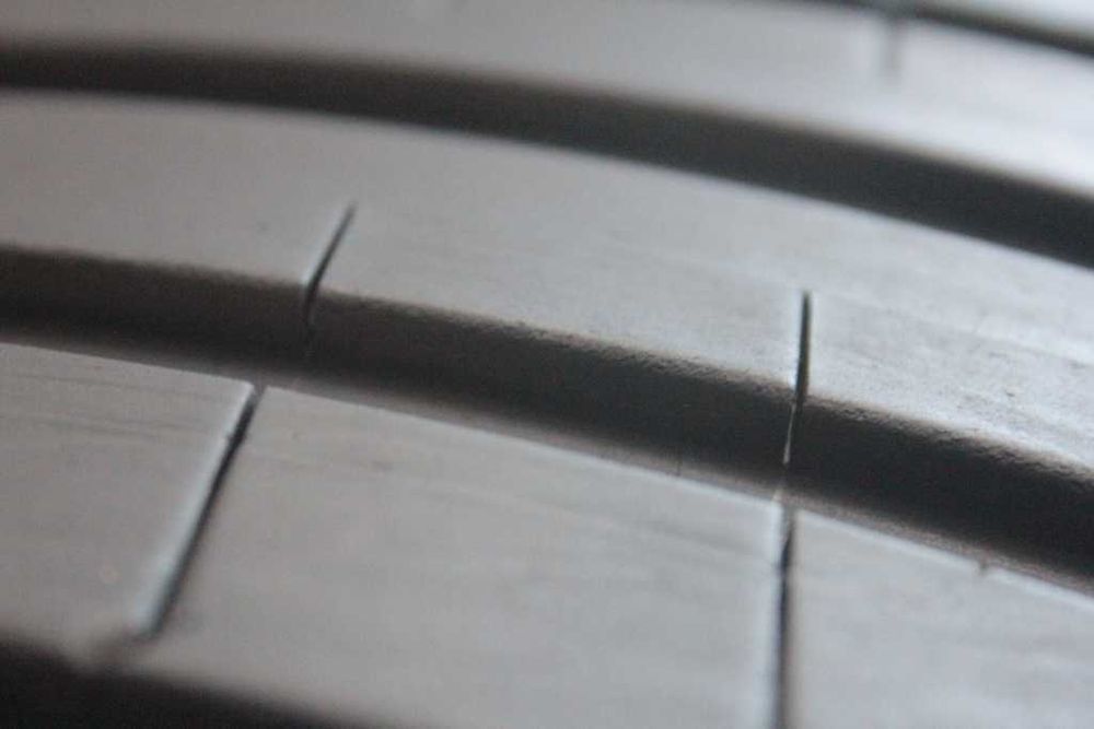 245/45/18 Michelin Pilot Sport 5 245/45 R18 100Y XL 2022r