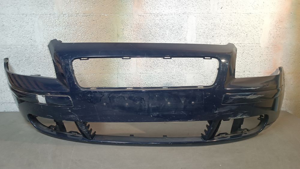Vendo parachoque de frente Volvo V50 ano 2004/07