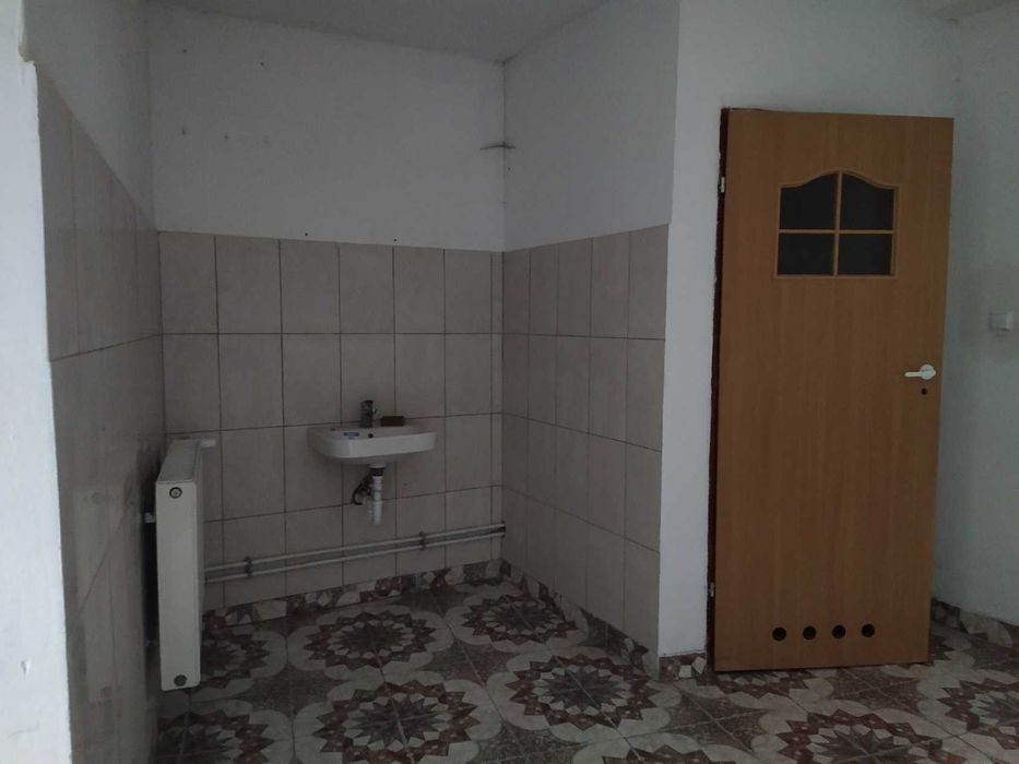 Lokal użytkowy do wynajęcia Sulejów
