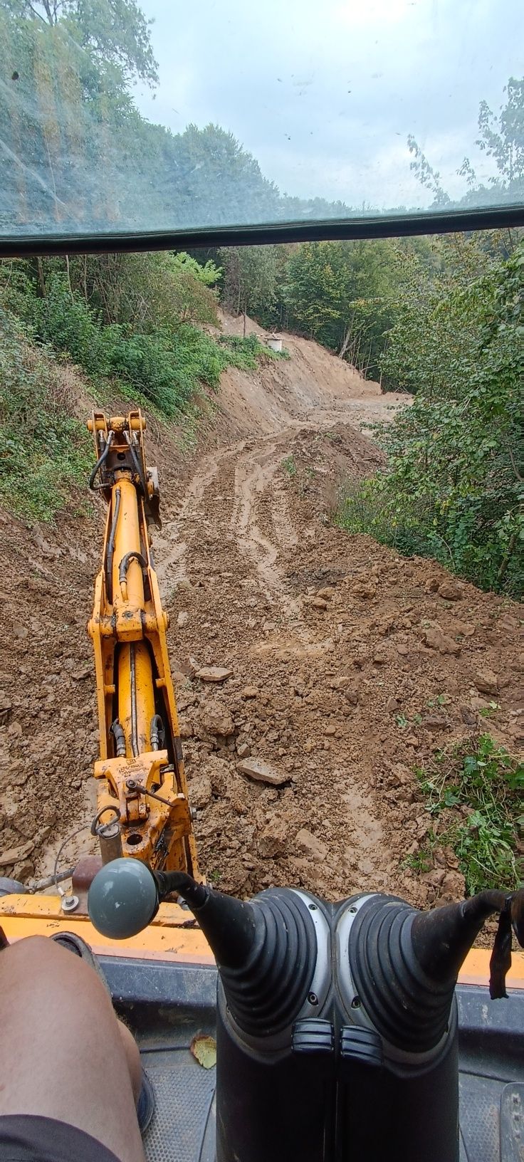 ПОСЛУГИ.Ескаватор JCB 3cx