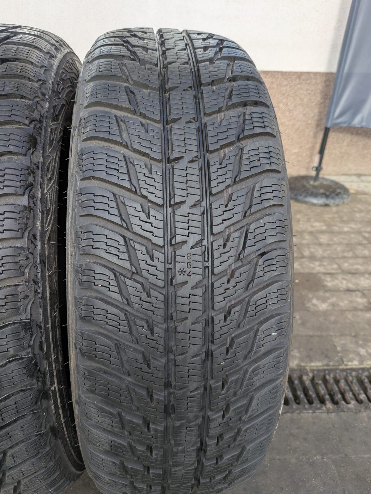 215/65R17 Nokian WR SUV 3  XL
