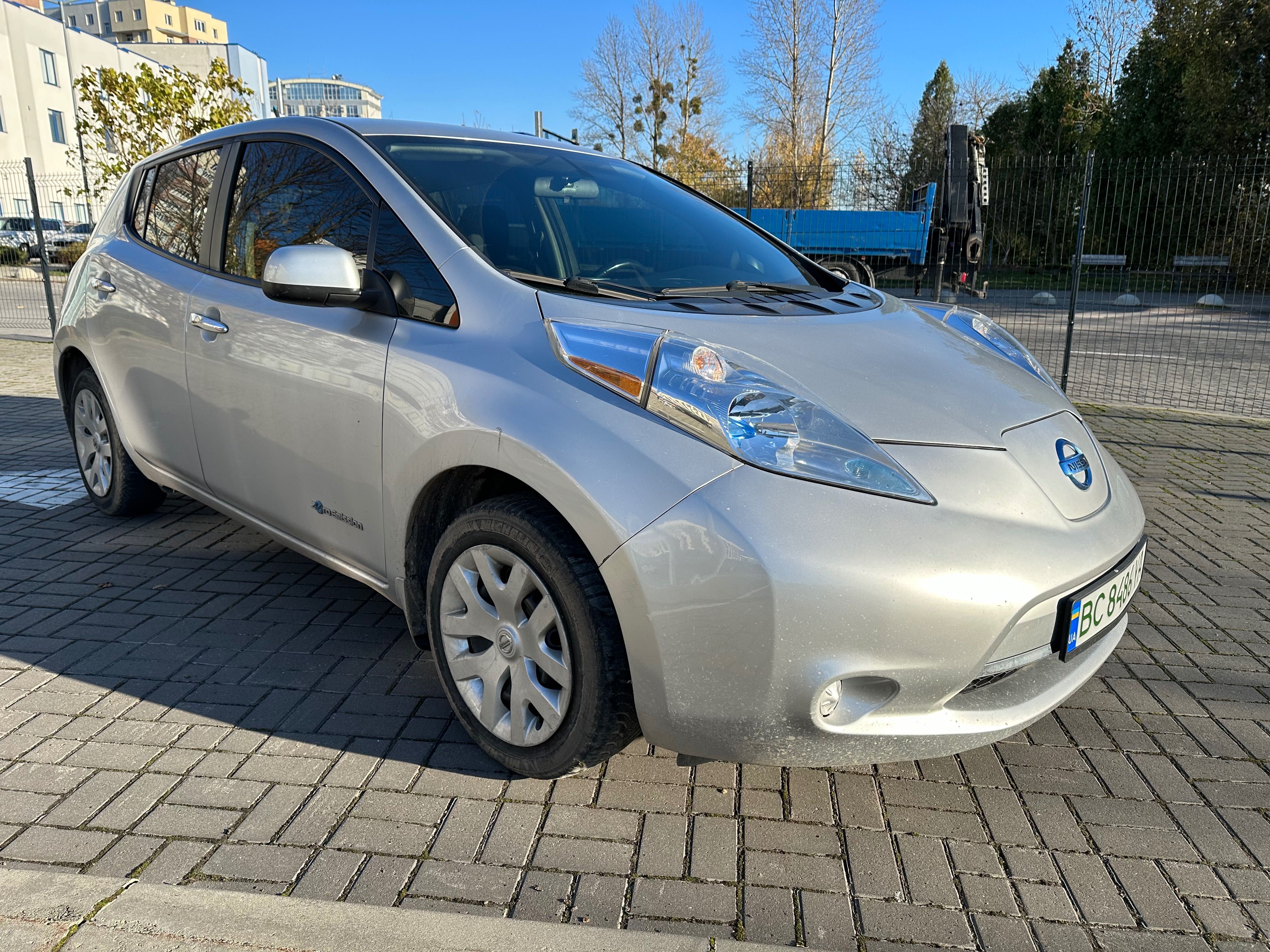 Оренда авто Львів, Таксі, Nissan Leaf, автомат, електро