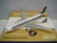 Singapore Airlines A330-300 - Phoenix 1:400 9V-STA