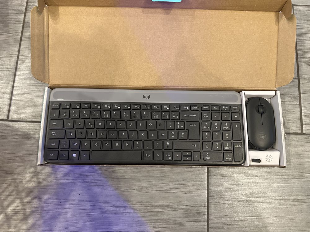 Zestaw logitech mk470 klawiatura i mysz nowy