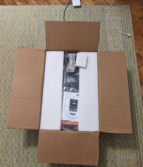 Гібридний мережевий інвертор PowMr POW - HVM 6.2 KP