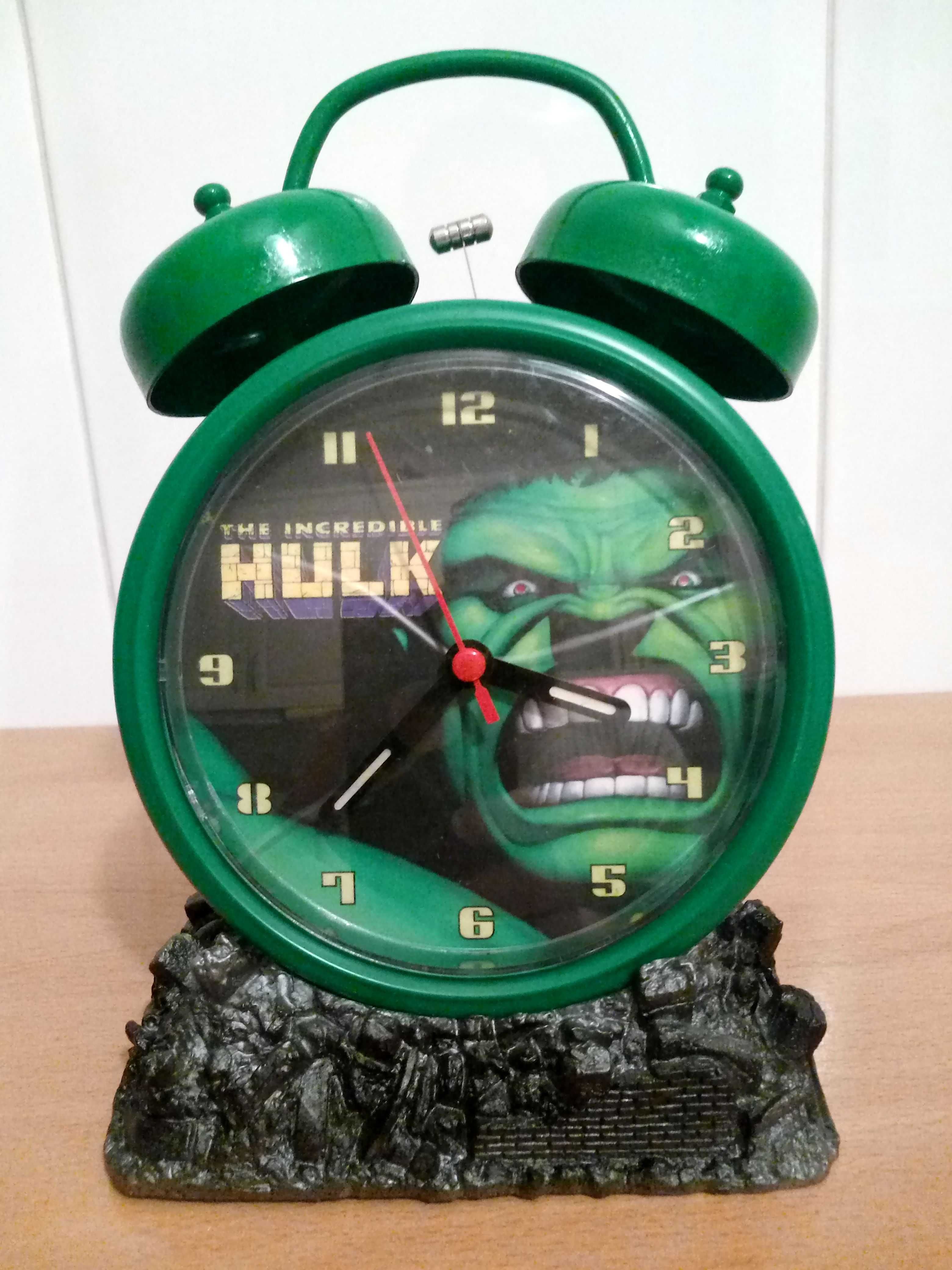 Relógio despertador HULK - Novo ( ler descrição ).