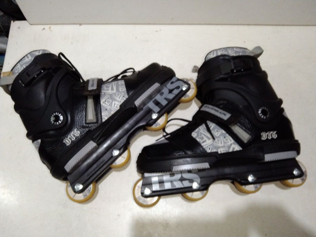 Rolki agresywne ROLLERBLADE DT5 rozmiar 44/45jak Nowe