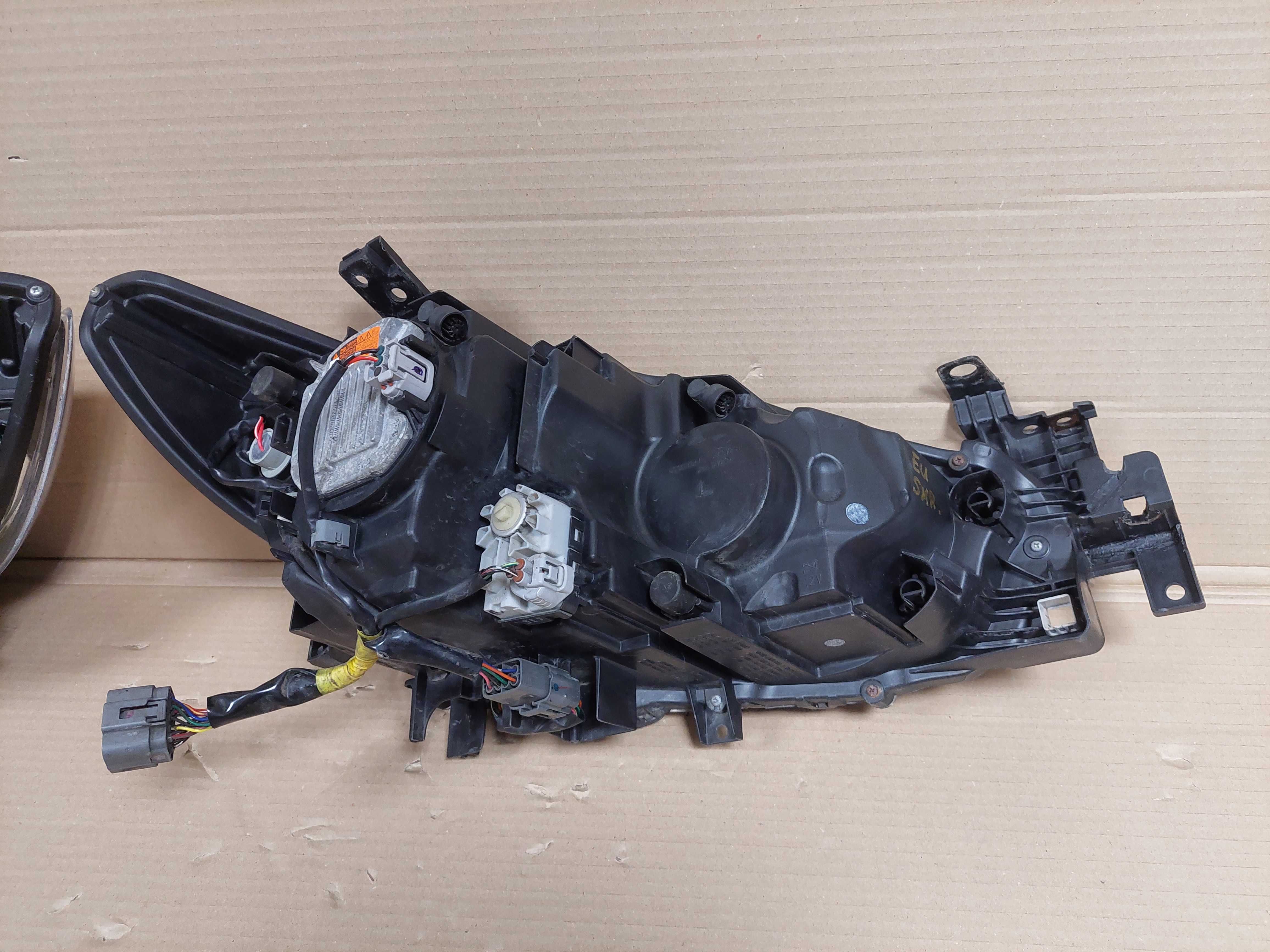 Mazda 6 VI GJ 12-15r lampa Bi Xenon LED skrętny prawa + lewa EU KPL