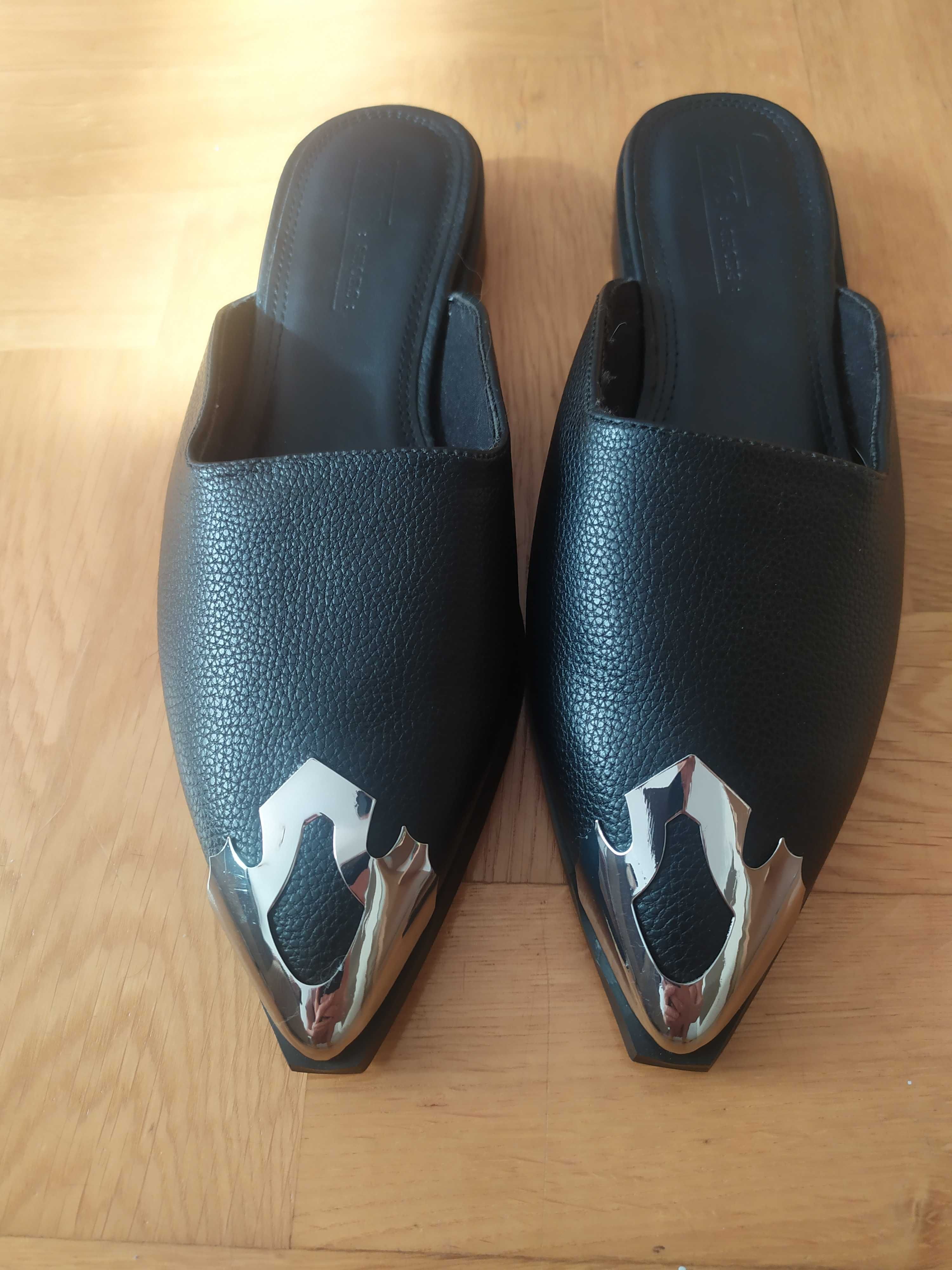 Mule ASOS bez pięty płaskie