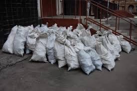 Вивіз сміття, з вантажниками