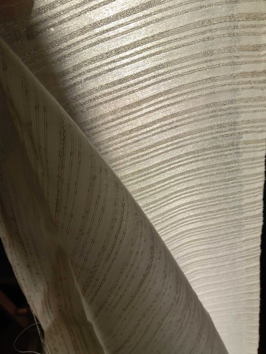 Retalhos de tecido cortinado