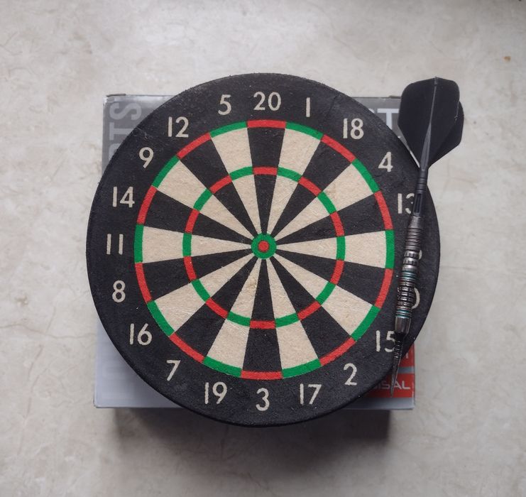 Mini tarcza do darta z sizalu - stojak na rzutki Gadżet Prezent