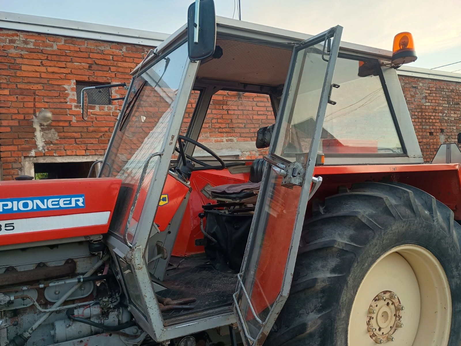 URSUS c 385 Sprzedam