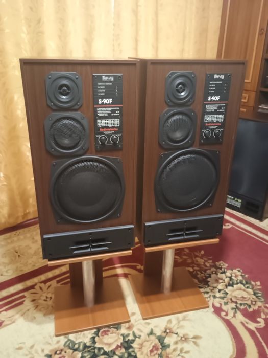 "S90F Radiotehnika Hi-Fi" 8ом