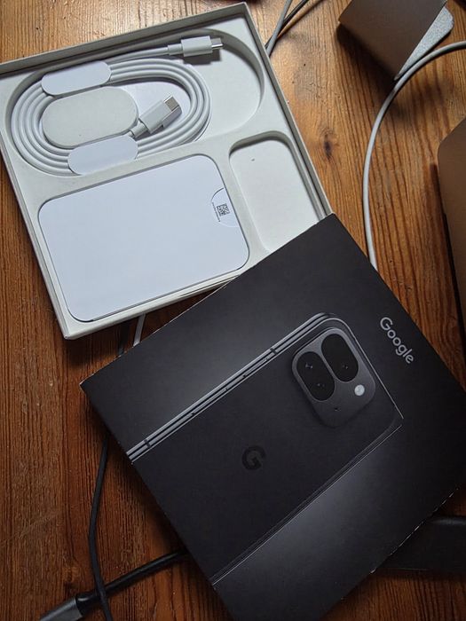 Google Pixel 9 pro fold 16/256Gb Neverlok