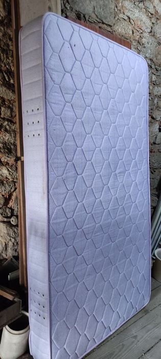Colchão de molas 183x98