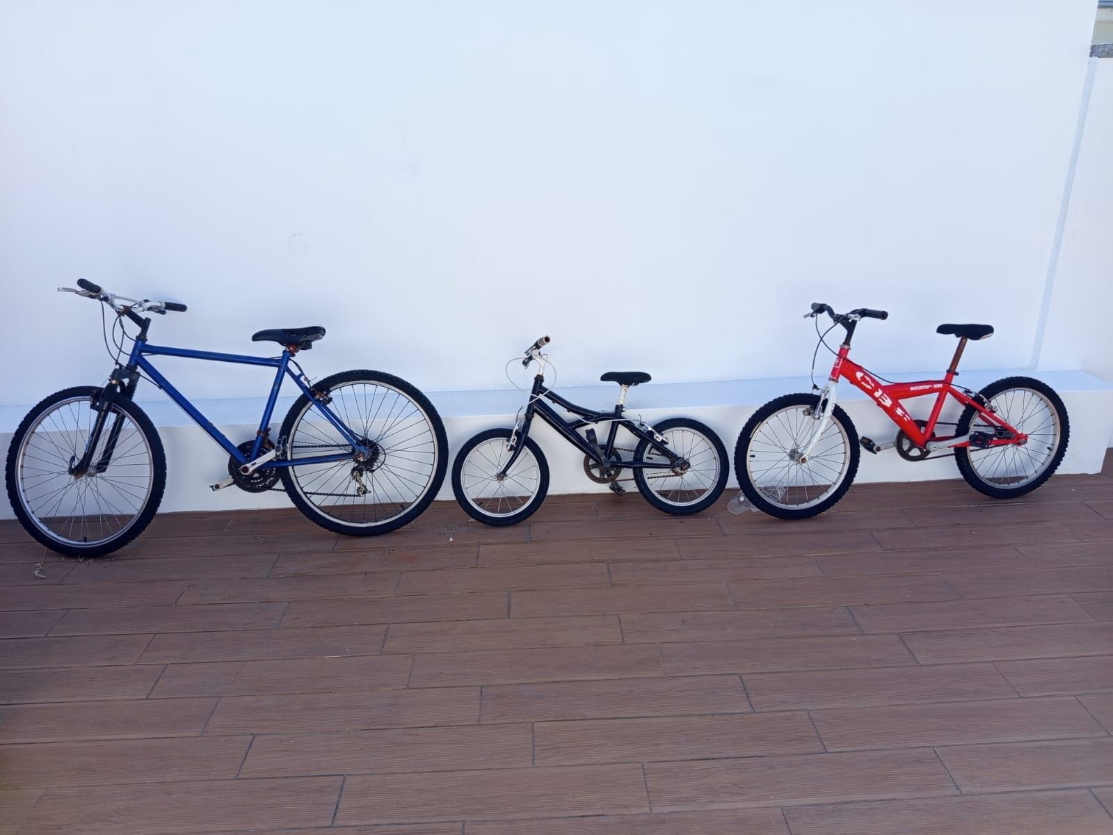 3 Bicicletas, como novas