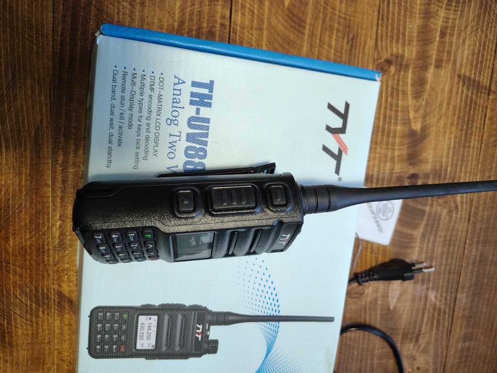 Радіостанція TYT TH-UV 88