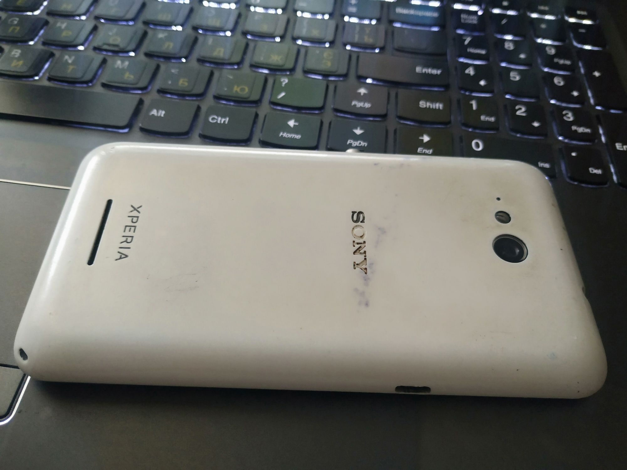 Продам Sony Xperia E4g