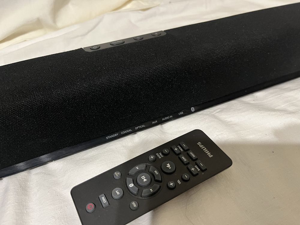 Soundbar Philips HTL1190B.