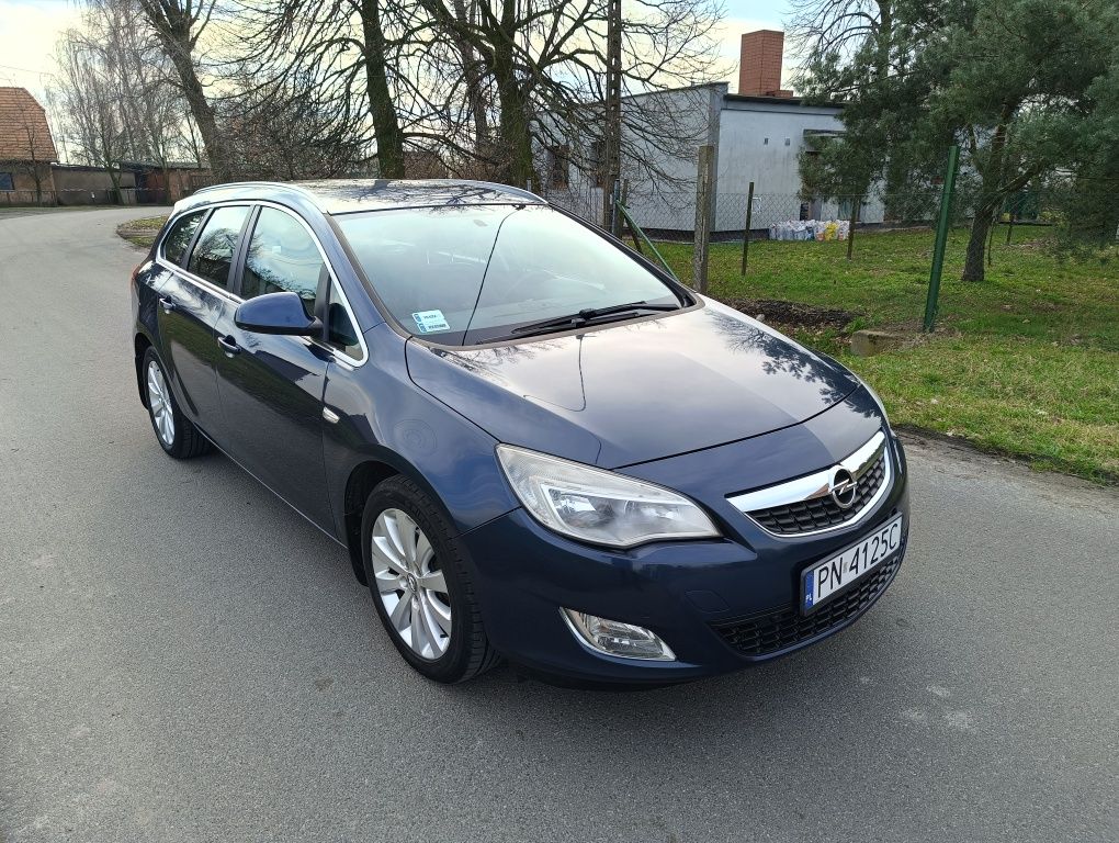 #/#Opel Astra J 2011r 1.7 CDTI 110km Klima Alu PDC Komputer Okazja #/#