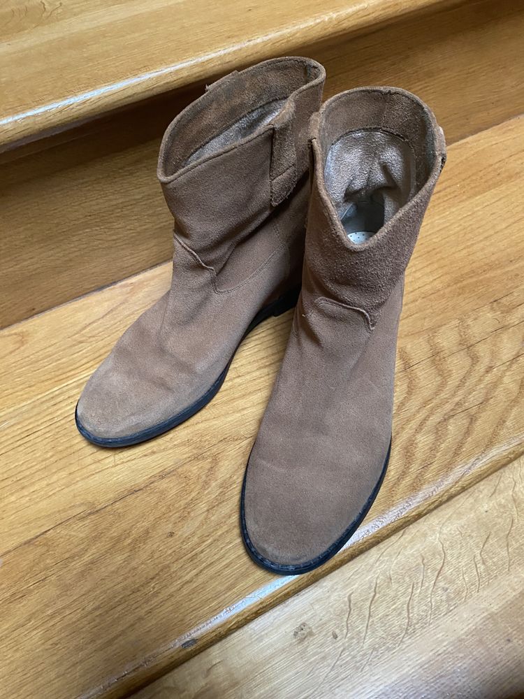 Buty zamsz naturalny Koturn
