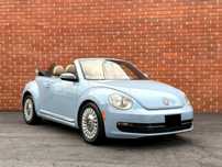 2015 Volkswagen Beetle 1.8T Convertible with Technology