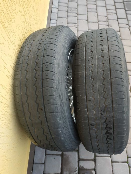 Шини toyo radial r16 215/70