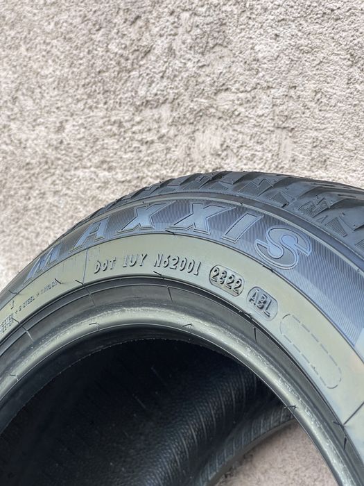 Покрышка, резина 255/45 /19. Только одна в идеальном состоянии.