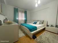 Apartamento T3 com garagem, no centro da cidade.
